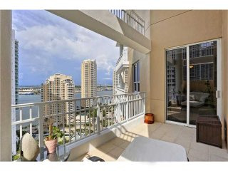 3 bedroom Flat For Sale: 701 Brickell..