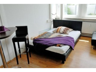 Schone moblierte 1-Zimmer in Munchen -..