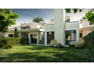 Three Bedroom Townhouse, 21, Marina..