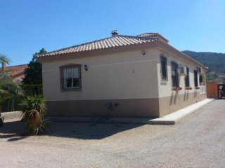 Villa for sale in Hondon de los Frailes..