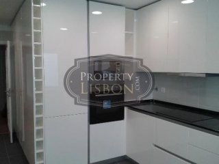 3 Bedrooms - Apartment - LISBON - For..