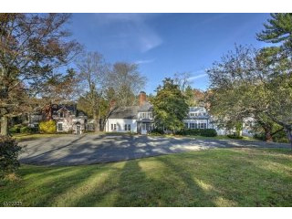 6 bedroom Detached House For Sale: 80..