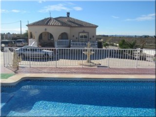 Catral 3 Beds 2 Baths finca