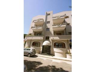 3 Bedrooms - Apartment - For Sale
