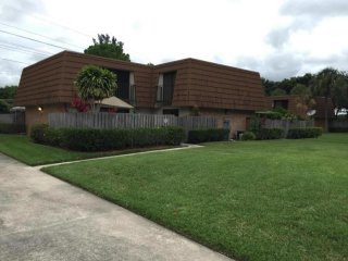 107 Heritage Wy, West Palm Beach, FL -..