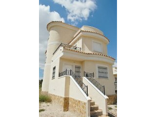 3 Bed Detached Villa in Tranquil Setting