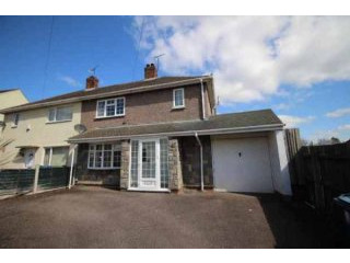3 bedroom, Semi-detached House house..