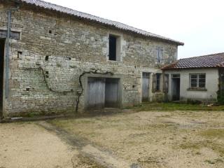 Stone Cottage With Barn To Renovate