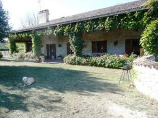 Beautiful 7 Bedroomed Stone Property
