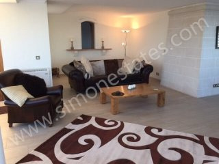 Flat, Luxurious Finish