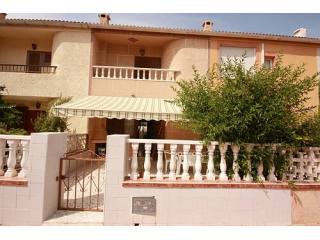 * 3 BED TERRACED HOUSE NEAR BEACH
