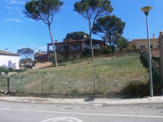 PLOT IN BEGUR