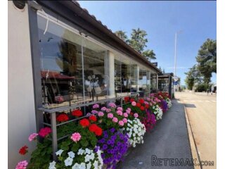 Atraktivan poslovni prostor Poreč
