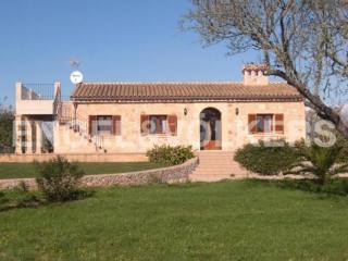 Rustic finca in Son Carrio