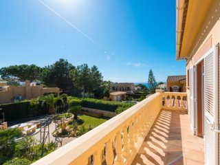 Well Maintained Semi-Detached House
