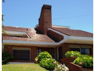 3 Bedroom House - For Rent - Brava