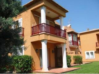 2 Bedrooms 2 Bathrooms Townhouse La..