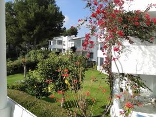 Apartment - SET IN THE HEART OF..