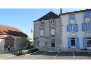 Village house plus convertible barn and..