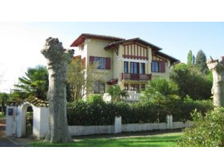 5 Bedrooms - House - Midi-Pyrenees -..