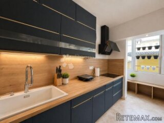 Pula Centar – Potpuno renoviran stan 60 m² s balkonom