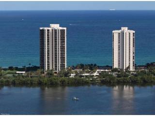 2 bedroom Residence For Sale: Singer..