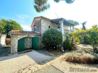 Prekrasna renovirana stara kamena kuća! Otok Krk!!