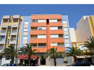 2 bedroom, 1 bathroom Apartment, (build..