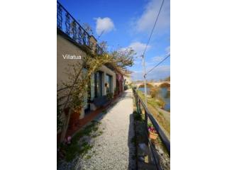 Villa - For Sale - Lucca centre &..