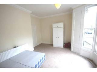 2 Bed Flat/Apartment To Let in London