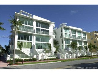 2 bedroom Flat For Sale: 245 Michigan..
