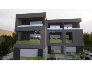 Brodarica - moderan dvosoban stan 130 m od mora (zapad S4)