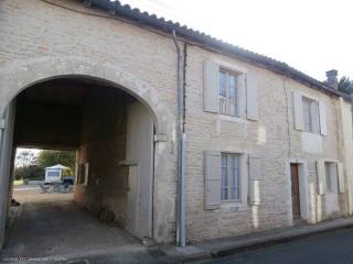 Gorgeous 3 Bed House With Garden In A..