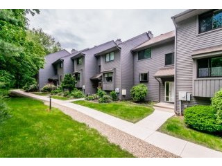 98 Conestoga Way Glastonbury, CT, 06033..