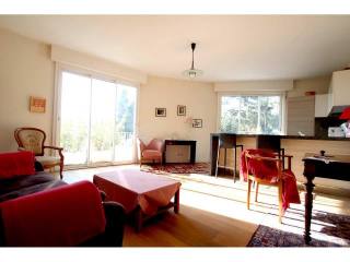 Two bed renovation in Cimiez