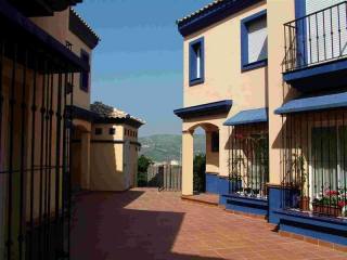 3 Bed Town House for sale in Manilva