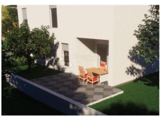VODICE , MODERAN JEDNOSOBAN STAN S VRTOM