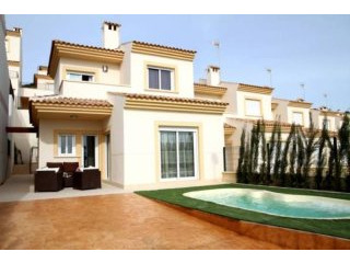 3 Bedroom 3 Bathroom Villa In El..