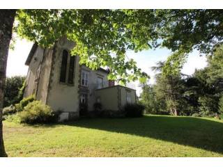 6 bedroom House For Sale: 87000 LIMOGES