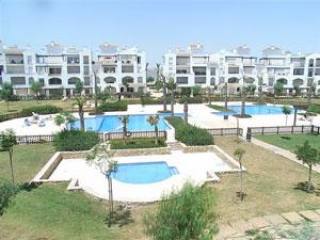 2 bedroom Apartment For Sale: 2nd..
