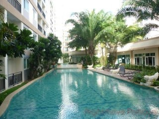 1 Bedroom Condo for sale in Jomtien -..