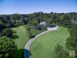 7 bedroom House For Sale: 16 WRENFIELD..