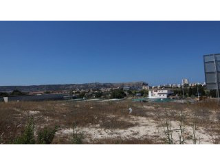 Two flat building of 1000m2 plots with..