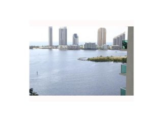 2 bedroom Flat For Sale: 3340 NE 190 ST..