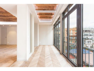 Beautiful Paseo de Gracia 200m2 3 Bed..