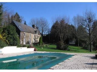 Spacious Country House With Gite