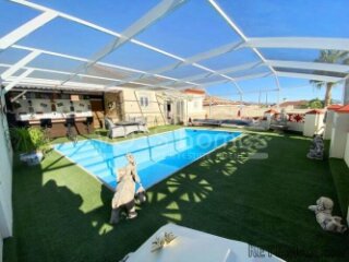 NEW TO VOSS HOMES - Recently modernised, light and airey 2..