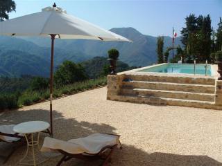 Country/farmhouse - For Sale - North of..
