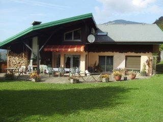 6 Bedroom Chalet In Village Centre, St..