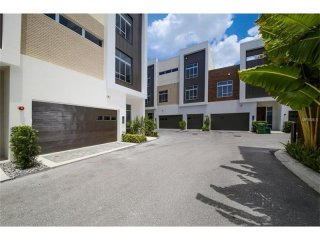 3 bedroom Town House For Sale: 261..